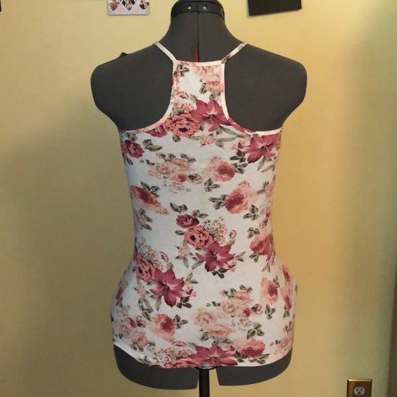 Racer back tank - Picture 2 of 3